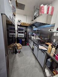 Toa Payoh Central (D12), Shop House #546937011